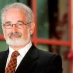 El cruzado antitabaco Stanton Glantz se retira repentinamente