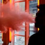 Los vapers en países asiáticos de bajos ingresos condenan las prohibiciones impulsadas por intereses occidentales