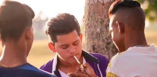 La obsesión con el vapeo entre adolescentes hace olvidar el tabaquismo