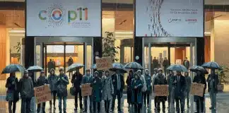 En el primer día de la COP11, los que no fueron invitados también llegaron